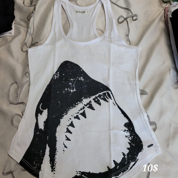 Tops 10$ each!!! - Picture 13 of 16